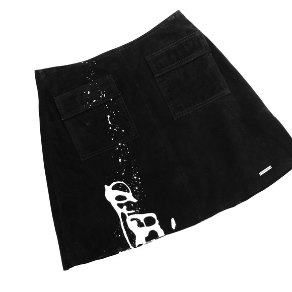 Hand Painted, suede SuperDry mini skirt - Picture 6 of 7